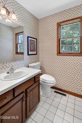 5 Brookhaven Drive Niskayuna NY 12309