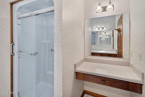 5 Brookhaven Drive Niskayuna NY 12309