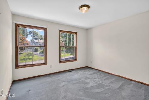 5 Brookhaven Drive Niskayuna NY 12309