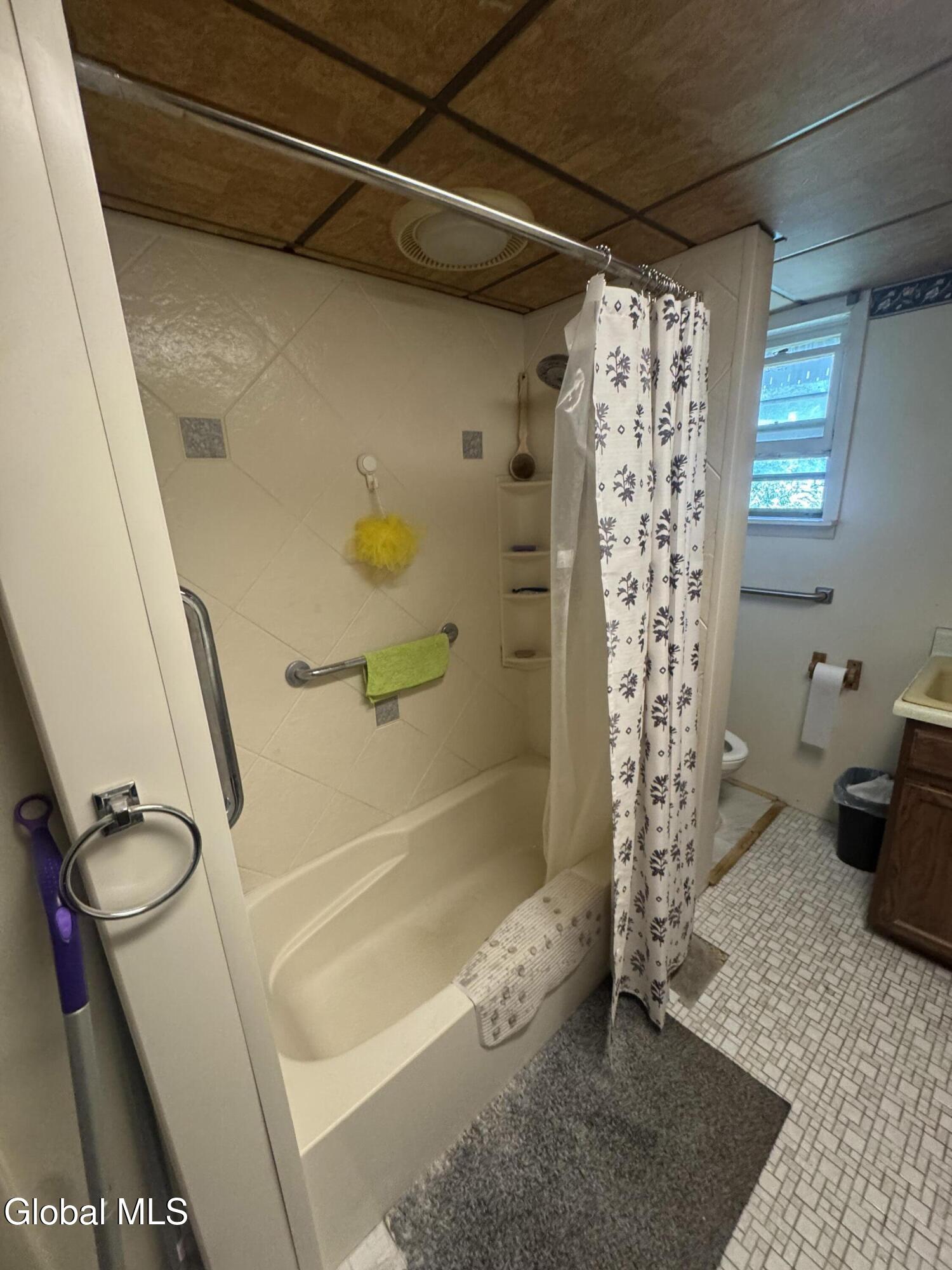 1917 Guilderland Avenue Schenectady NY 12306