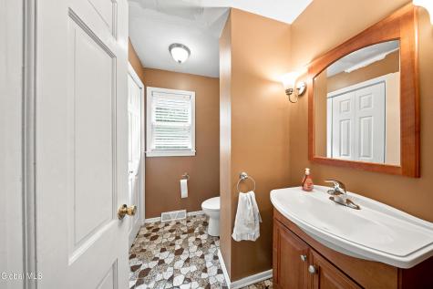 5 Mohican Place Albany NY 12208