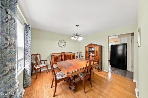 5 Mohican Place Albany NY 12208