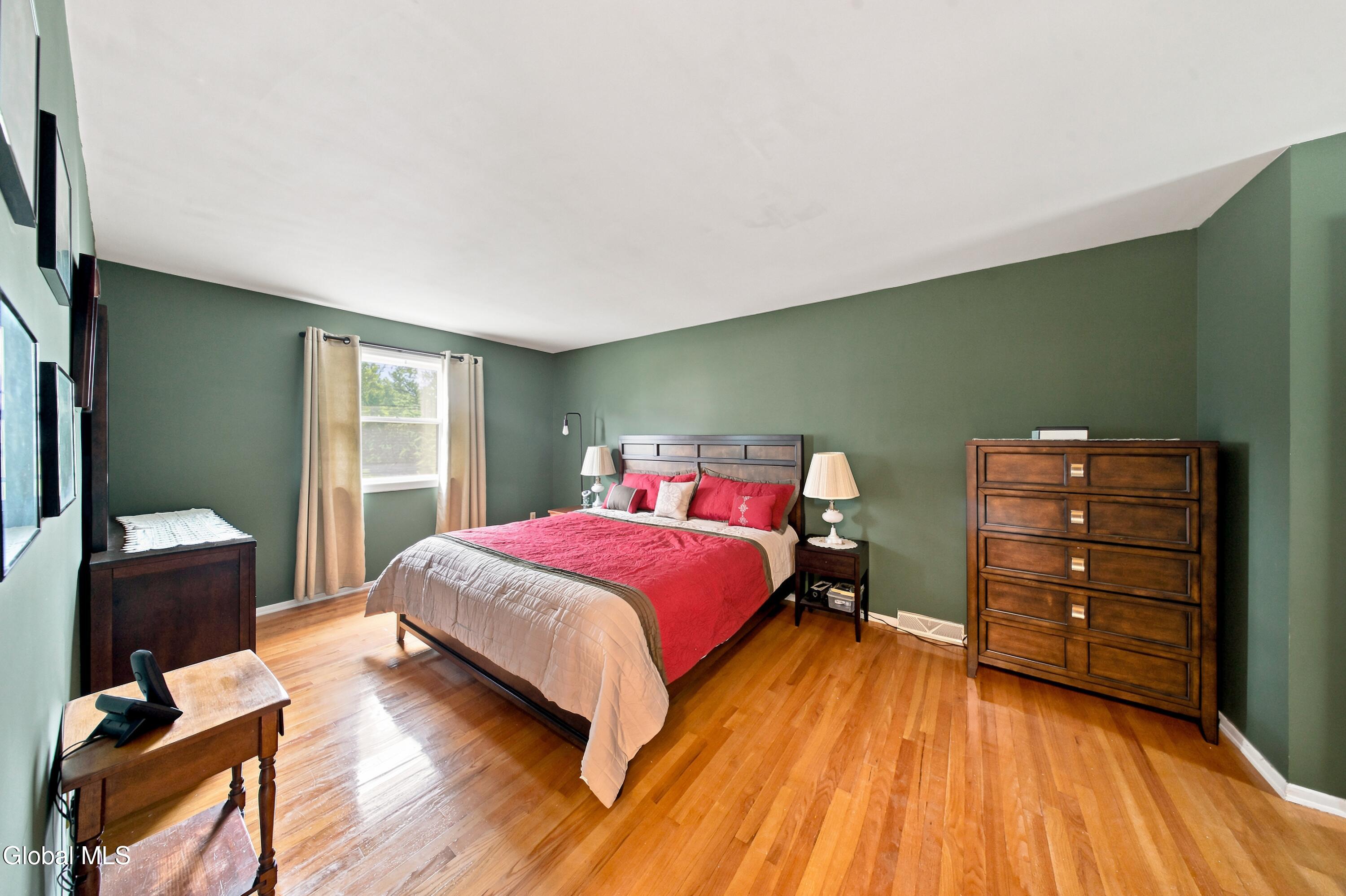 5 Mohican Place Albany NY 12208