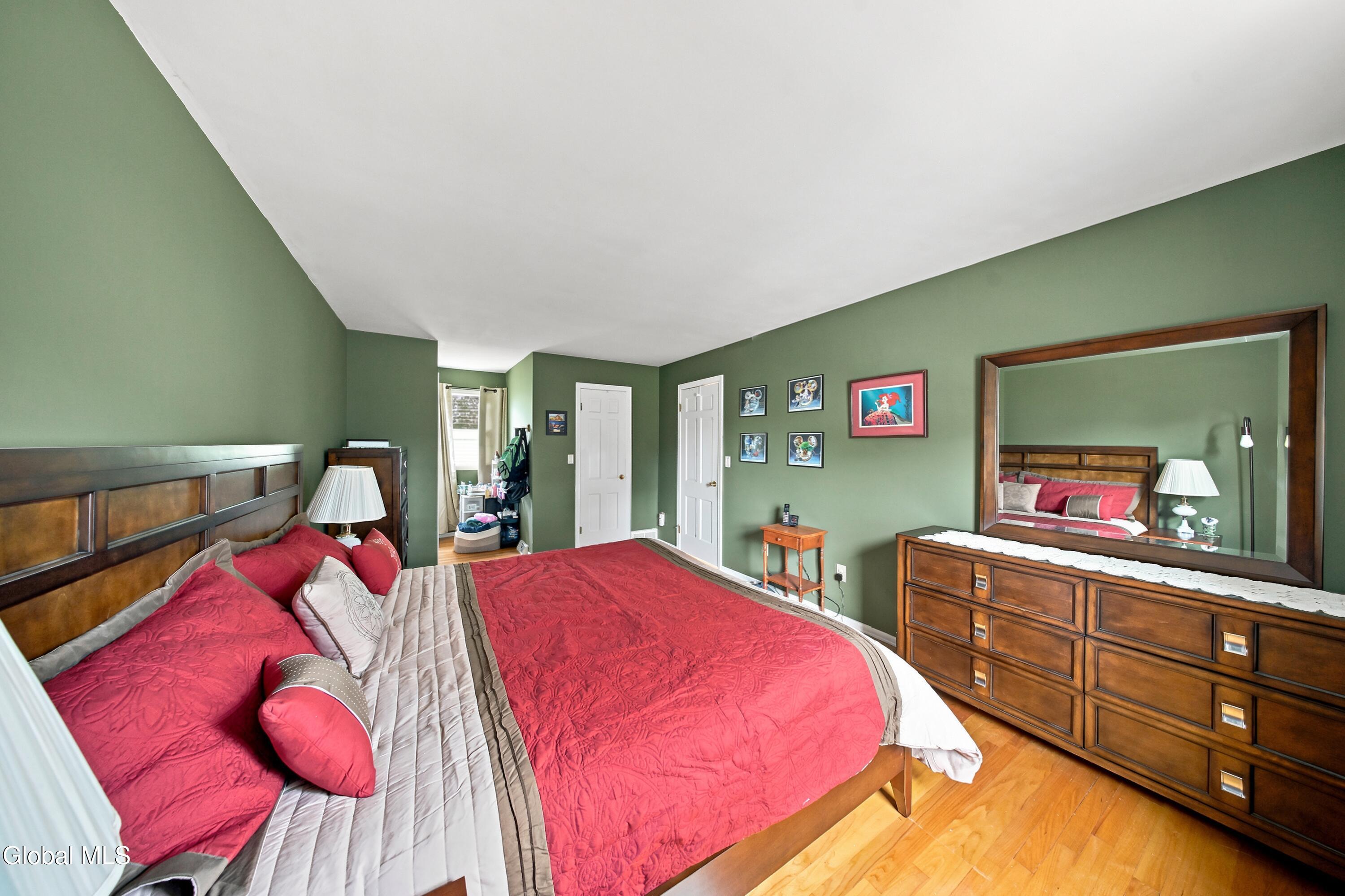 5 Mohican Place Albany NY 12208