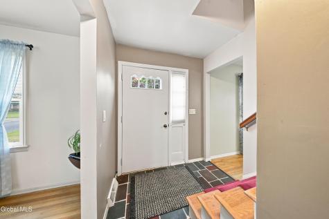 5 Mohican Place Albany NY 12208