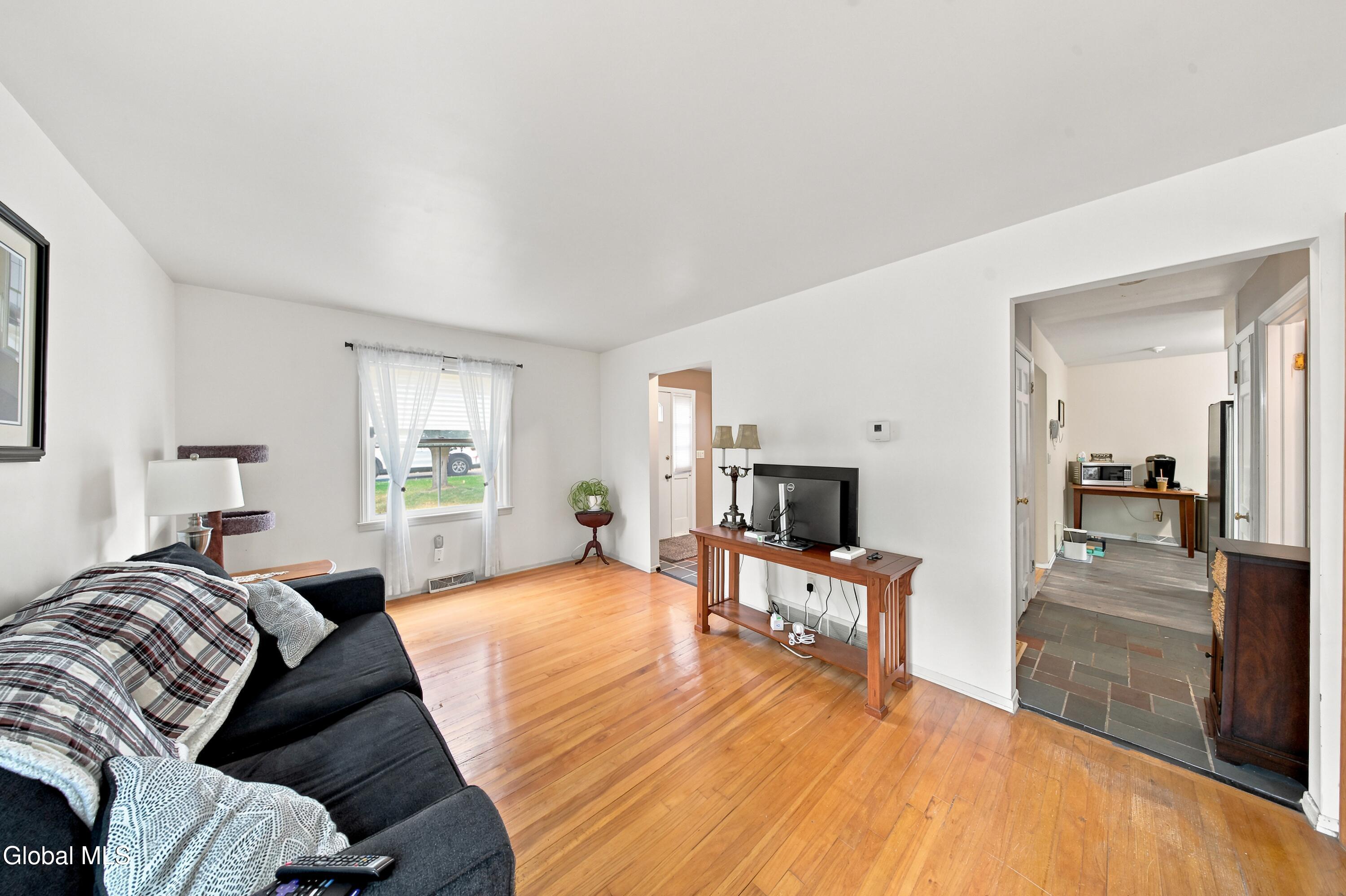 5 Mohican Place Albany NY 12208