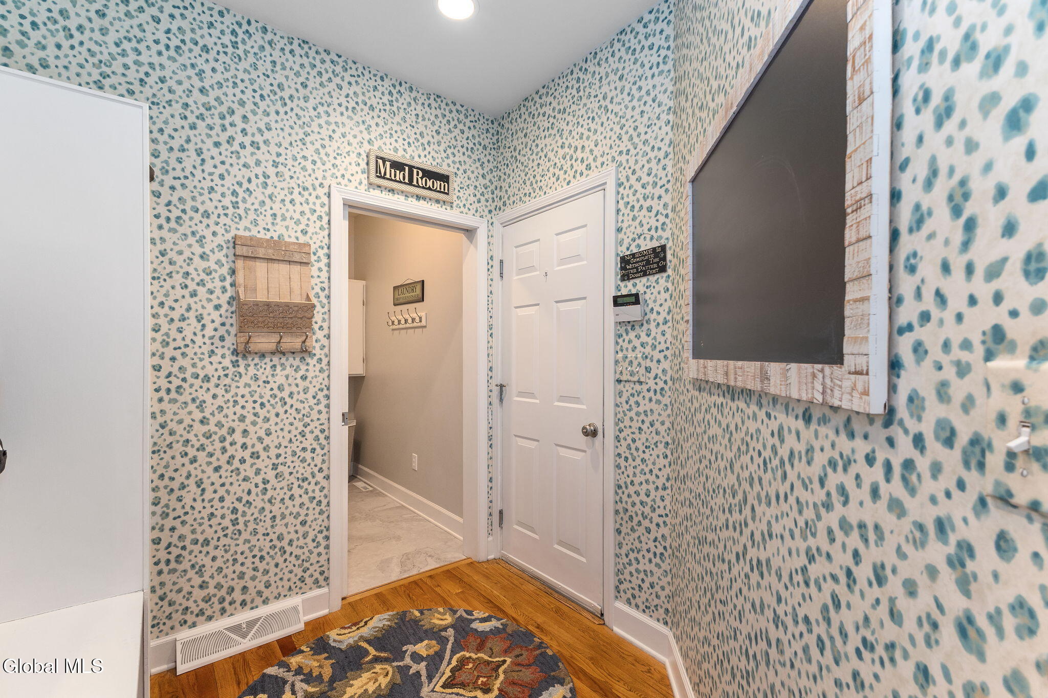 33 Magnolia Drive Saratoga Springs NY 12866