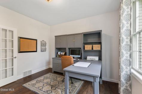 33 Magnolia Drive Saratoga Springs NY 12866