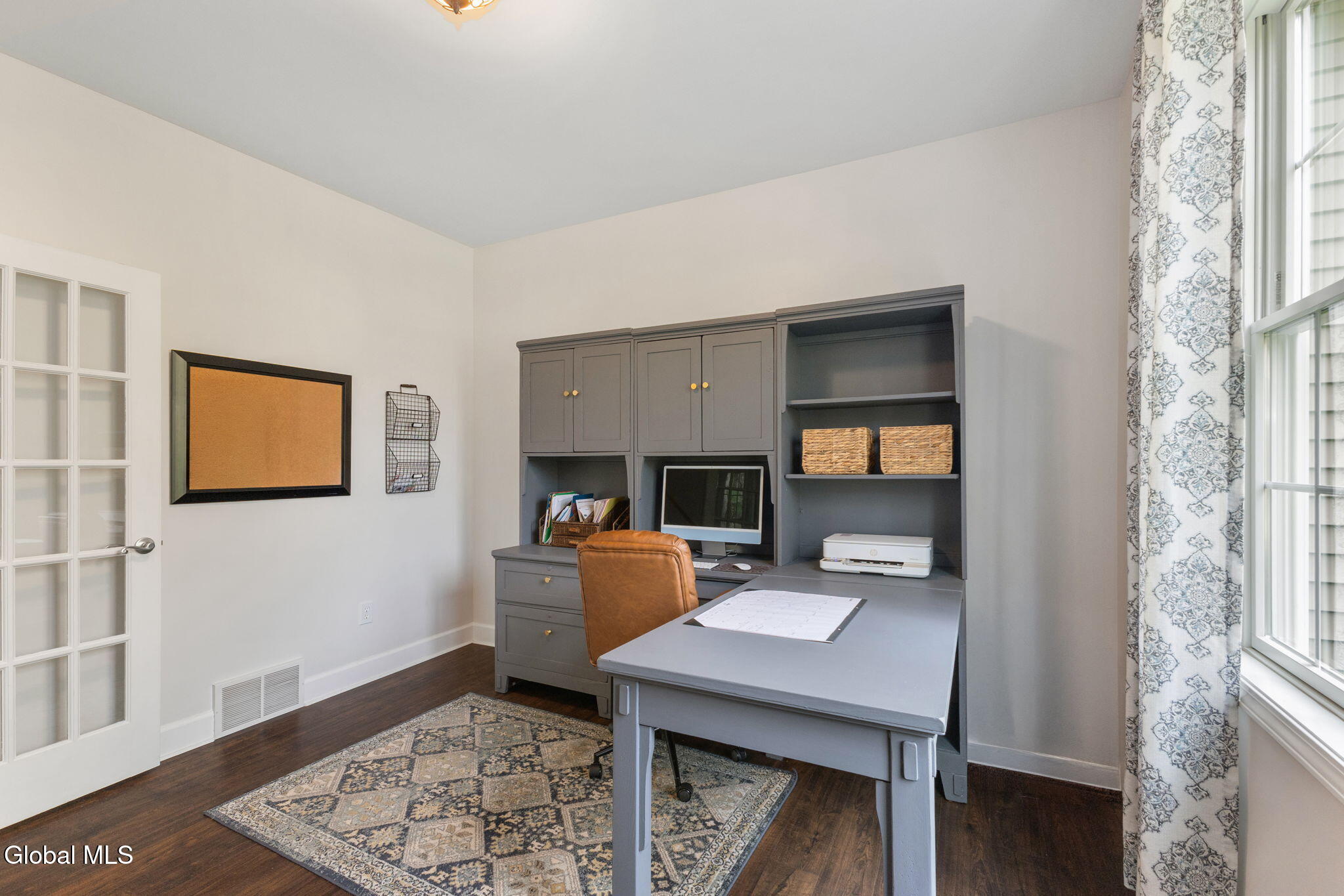 33 Magnolia Drive Saratoga Springs NY 12866