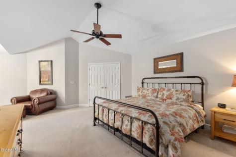33 Magnolia Drive Saratoga Springs NY 12866