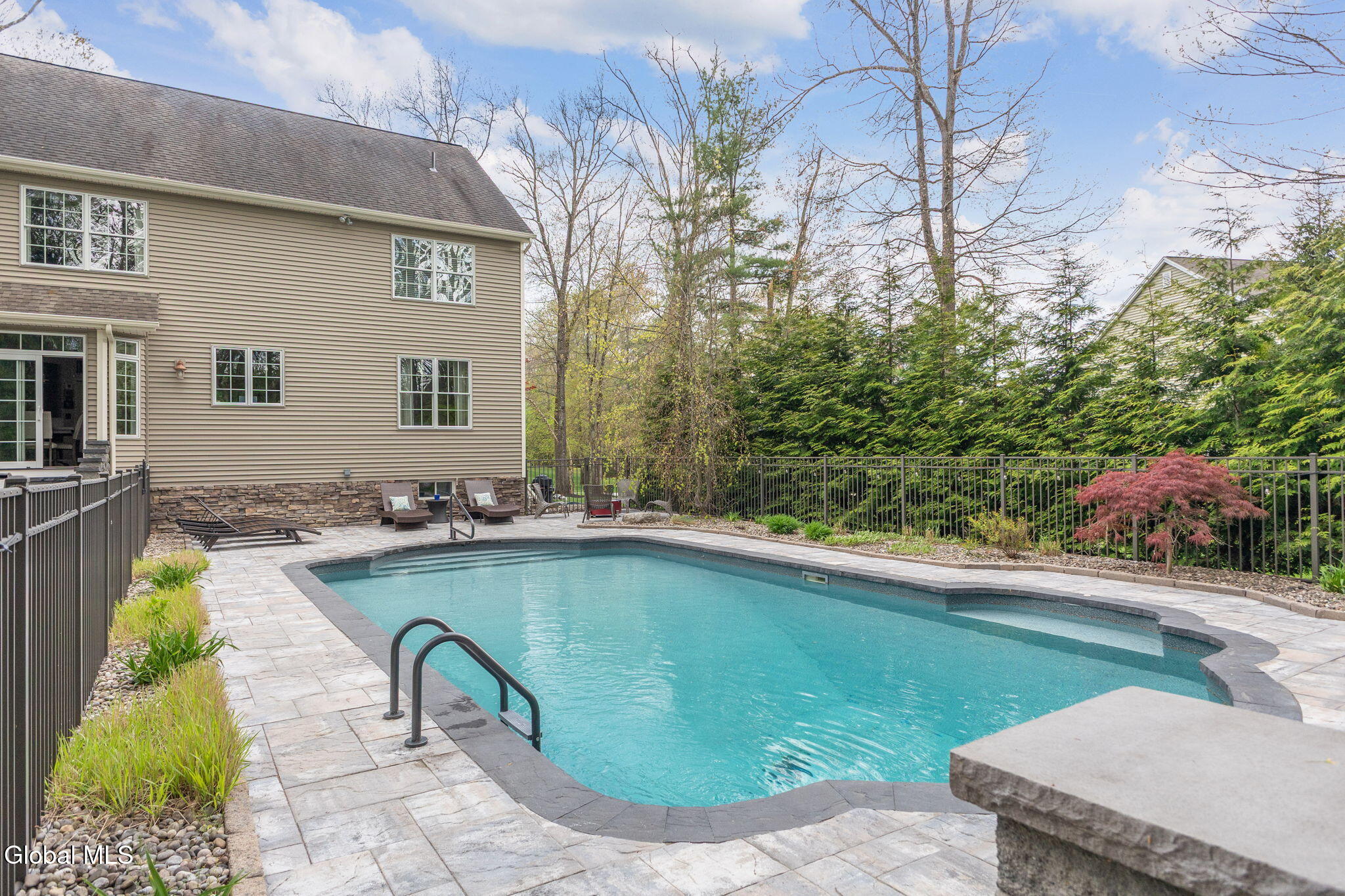 33 Magnolia Drive Saratoga Springs NY 12866