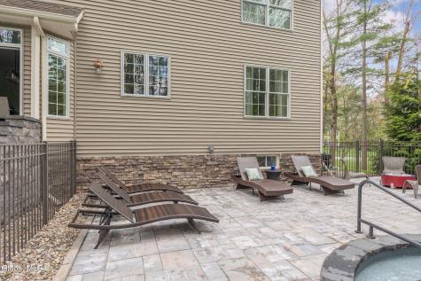 33 Magnolia Drive Saratoga Springs NY 12866