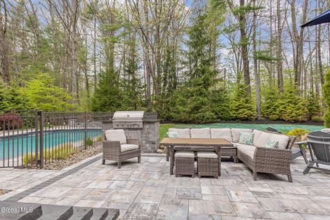 33 Magnolia Drive Saratoga Springs NY 12866
