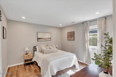 43 Vics Court Albany NY 12205