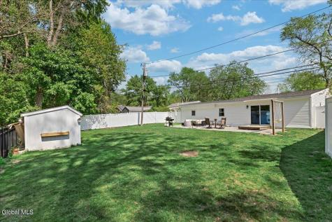 43 Vics Court Albany NY 12205