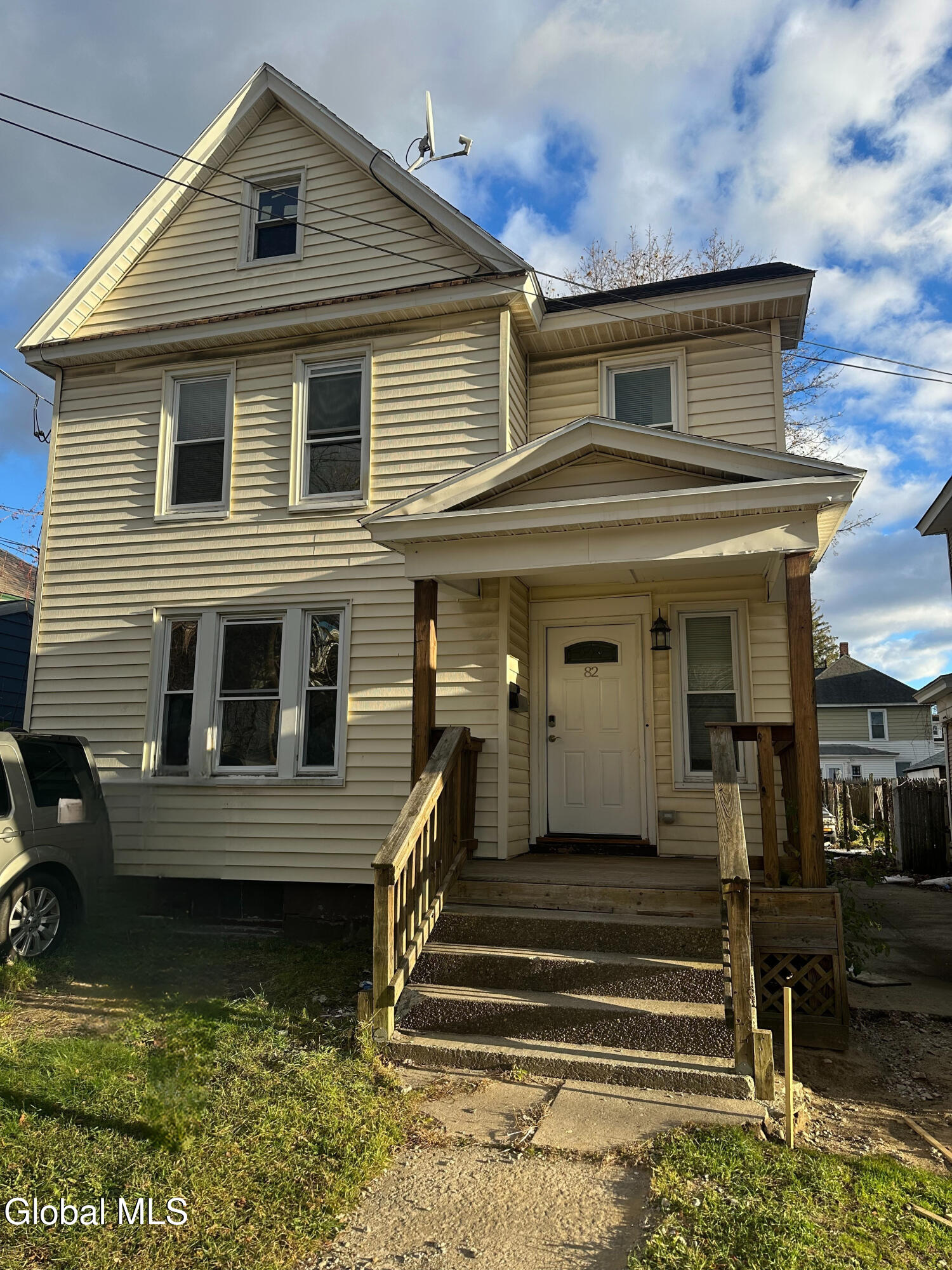 82 Haigh Avenue Schenectady NY 12304