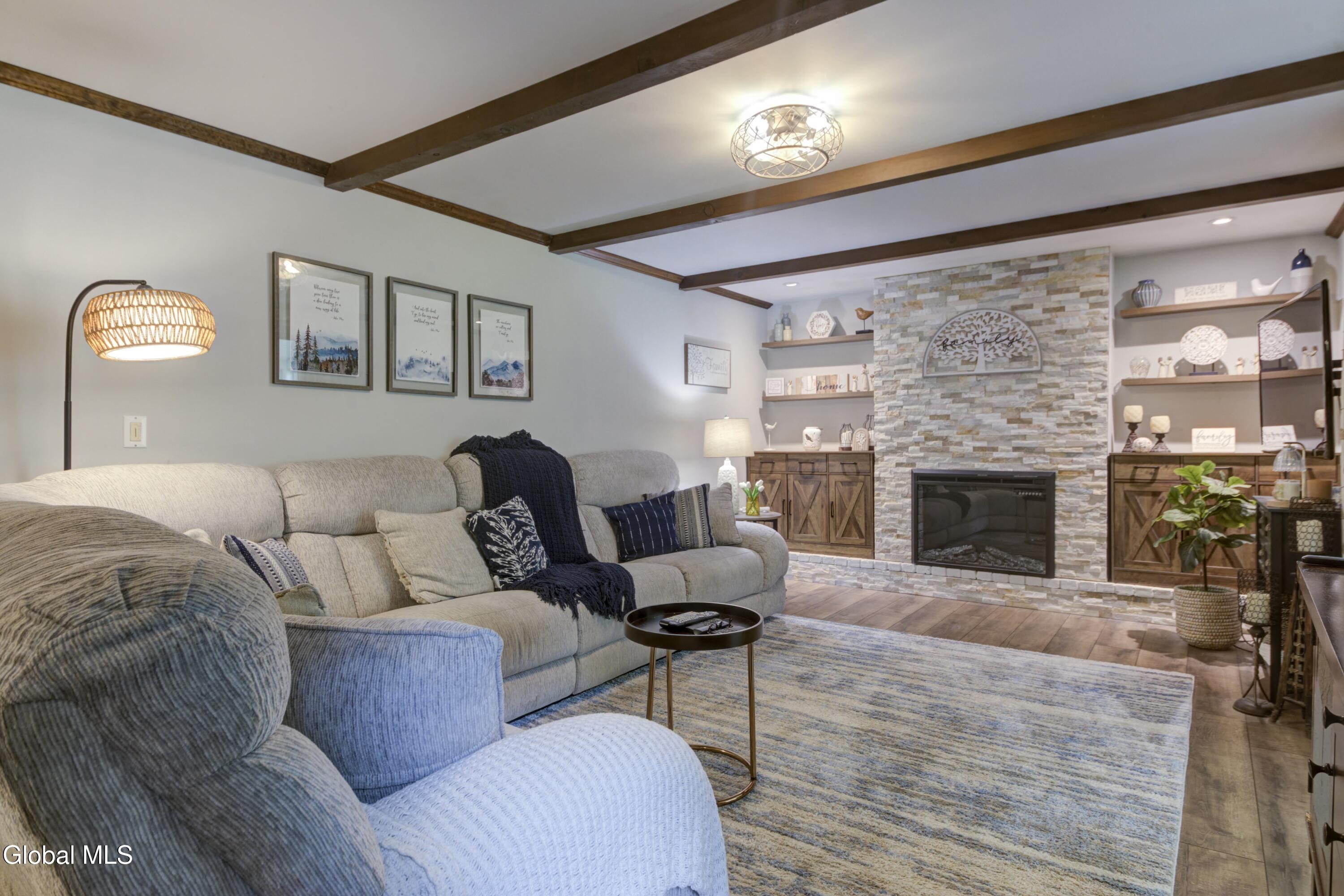 23 Yolanda Drive Burnt Hills NY 12027