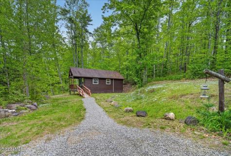 L4.2-4.4 Us-9 Schroon Lake NY 12870