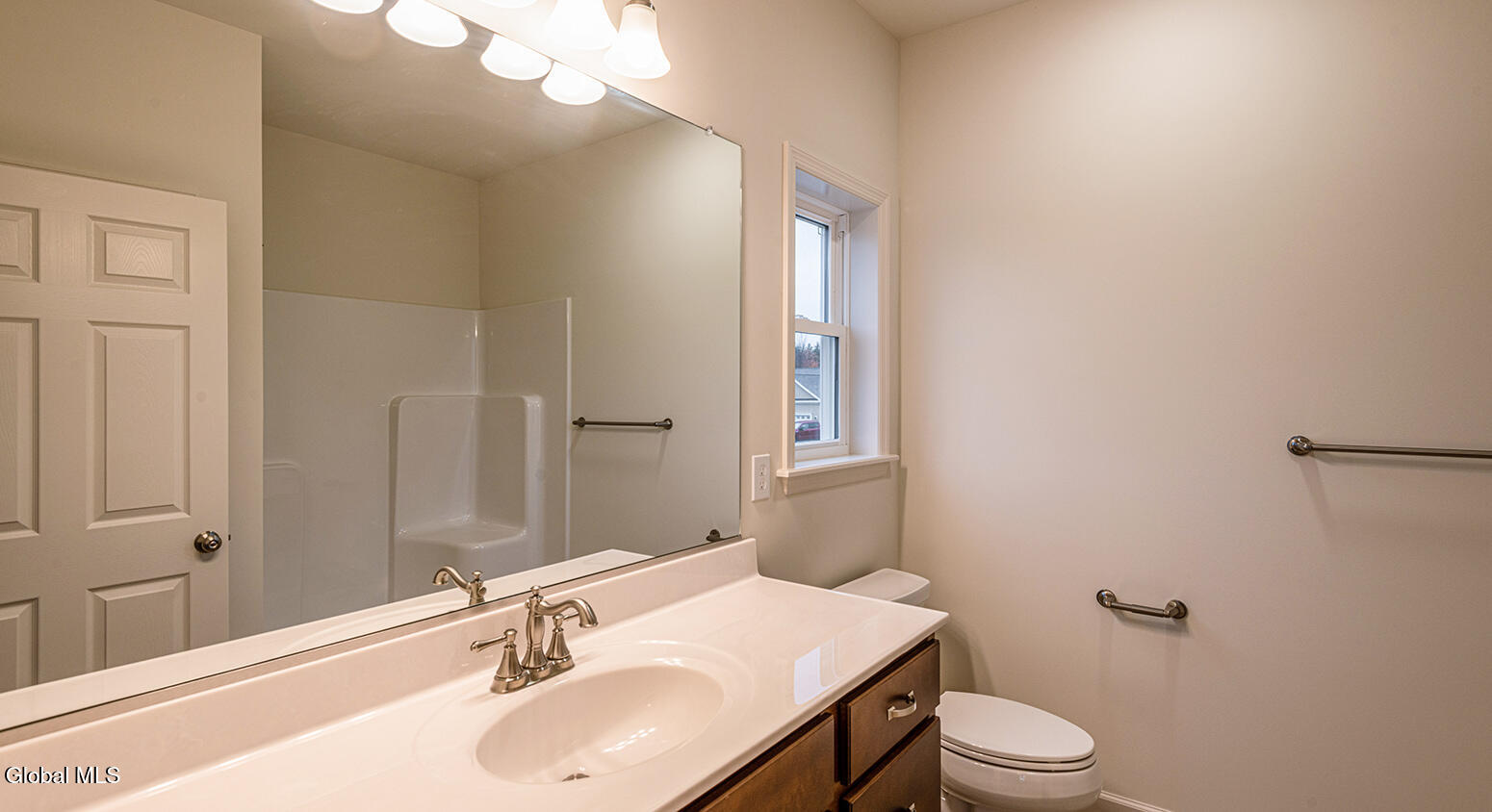 14 Seville Way Selkirk NY 12158