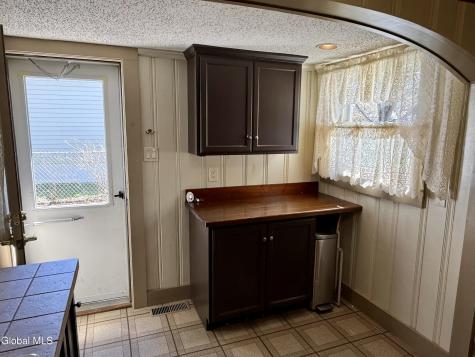16 Raymond Avenue Glens Falls NY 12801