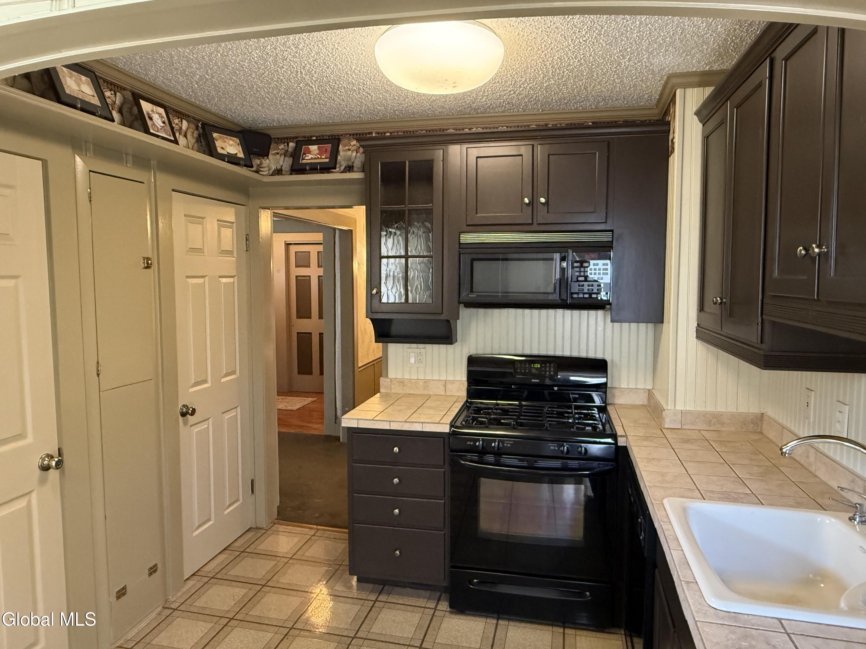 16 Raymond Avenue Glens Falls NY 12801