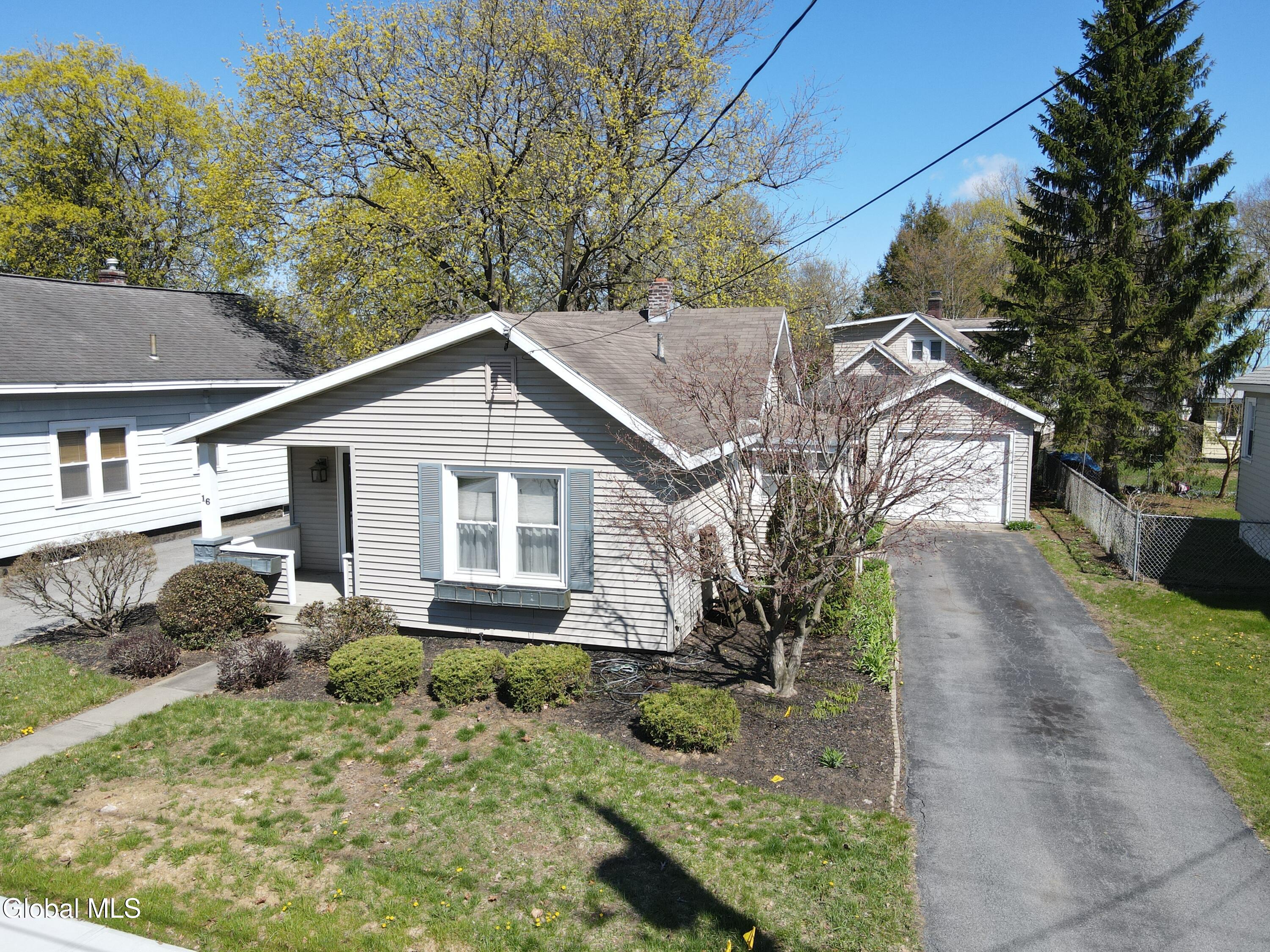 16 Raymond Avenue Glens Falls NY 12801