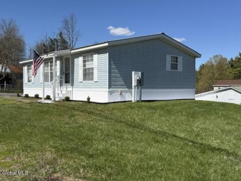 52 2nd Avenue Hadley NY 12835