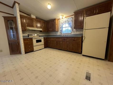 52 2nd Avenue Hadley NY 12835