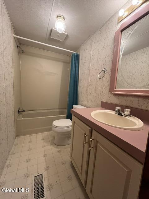 52 2nd Avenue Hadley NY 12835