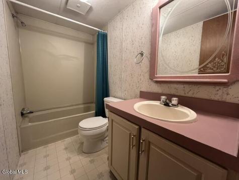 52 2nd Avenue Hadley NY 12835