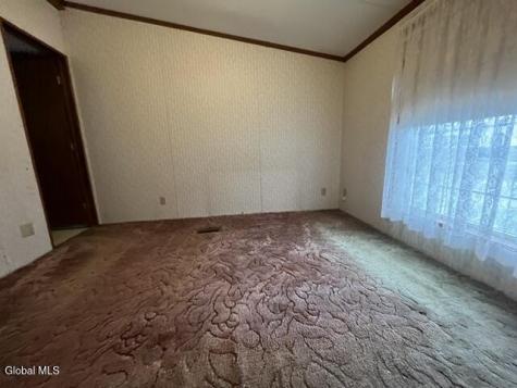 52 2nd Avenue Hadley NY 12835
