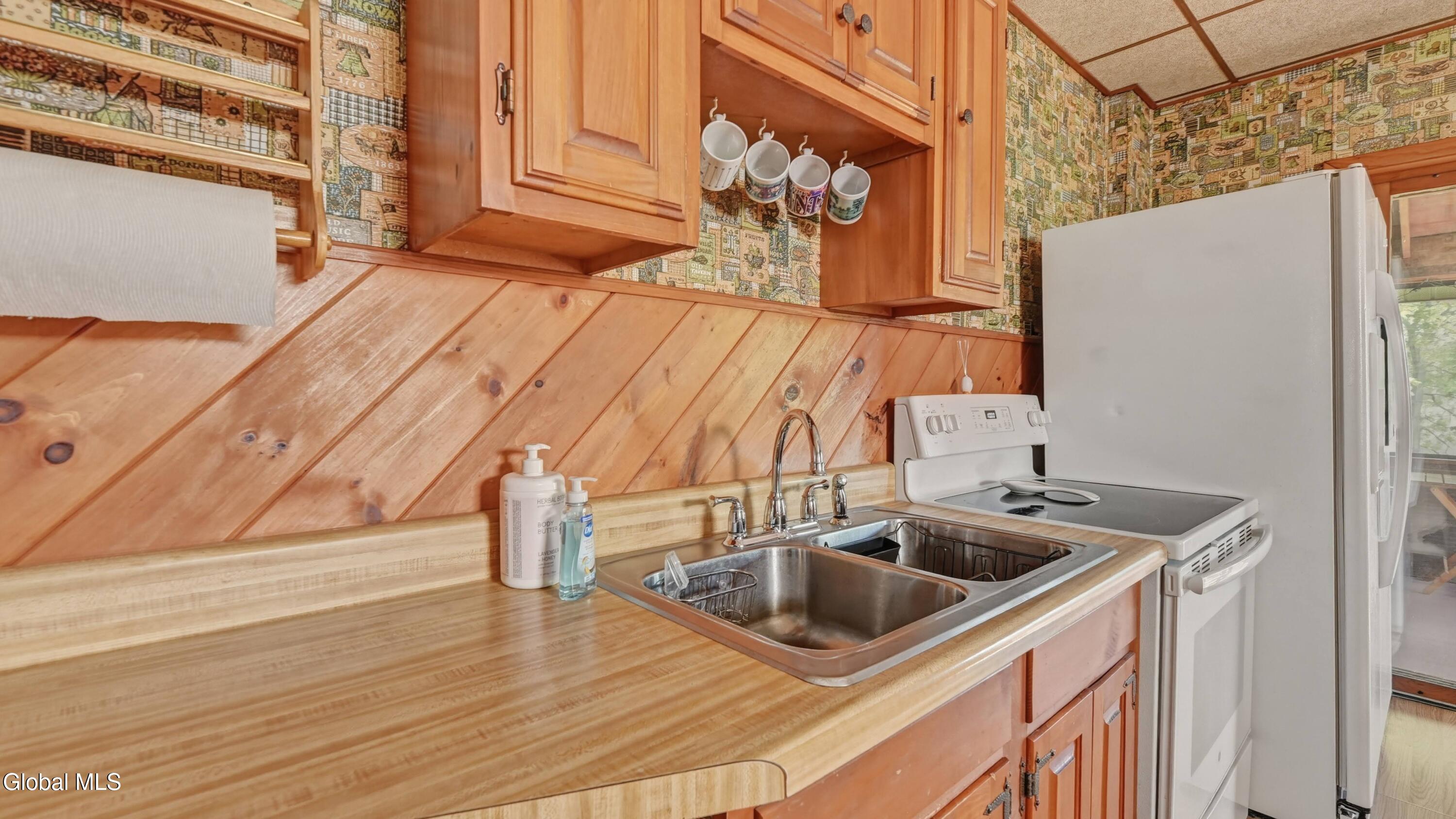 30 Highland Terrace Gloversville NY 12078
