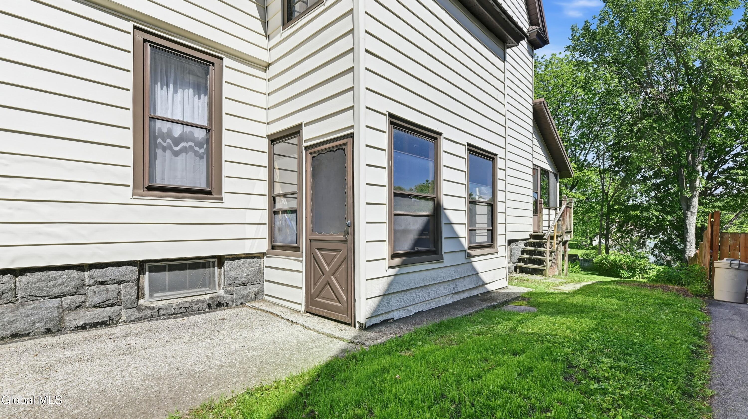 30 Highland Terrace Gloversville NY 12078