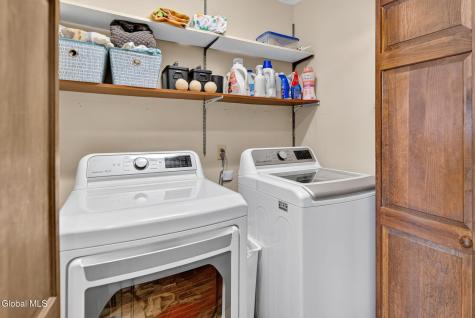 114 Spring Road Glenville NY 12302