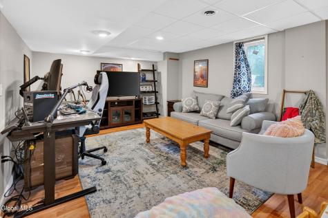 114 Spring Road Glenville NY 12302
