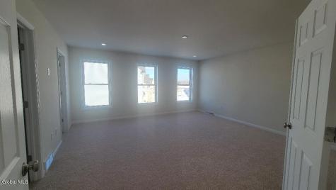 7 Jack Drive Mechanicville NY 12118