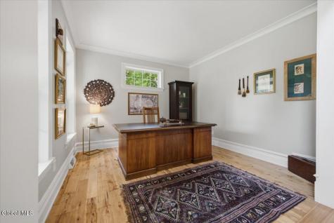 1107 Deer Run Glenville NY 12302