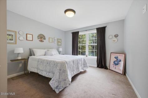 1107 Deer Run Glenville NY 12302