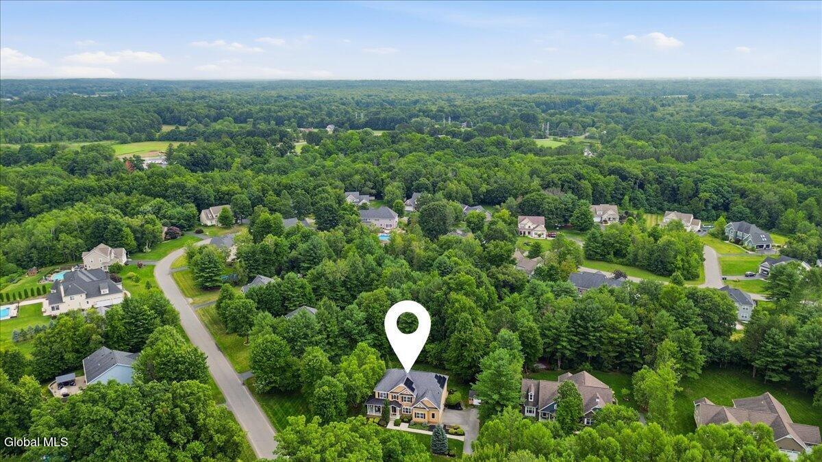 1107 Deer Run Glenville NY 12302