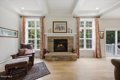 1107 Deer Run Glenville NY 12302