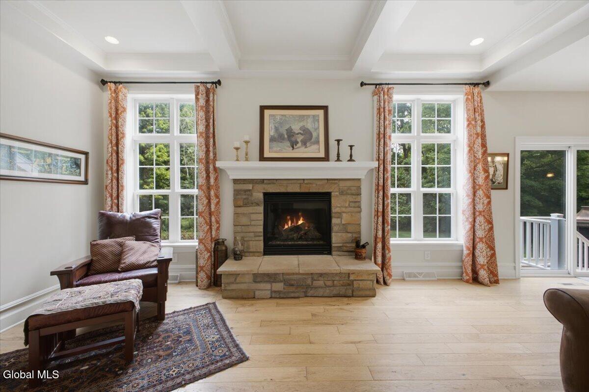 1107 Deer Run Glenville NY 12302
