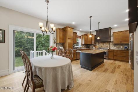 1107 Deer Run Glenville NY 12302