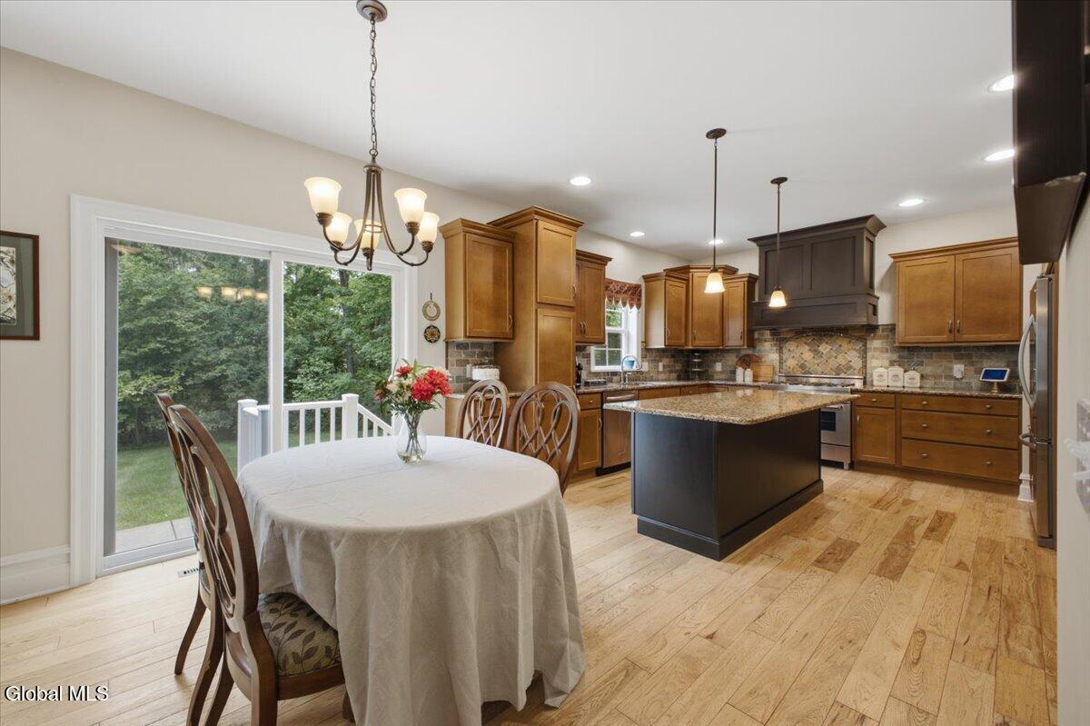 1107 Deer Run Glenville NY 12302