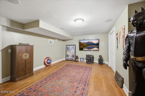1107 Deer Run Glenville NY 12302