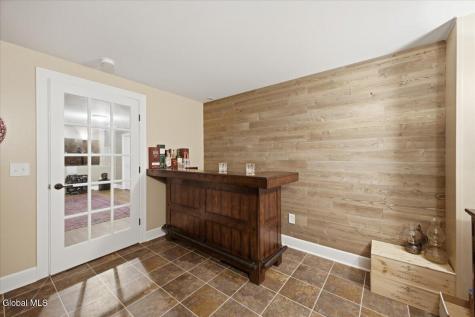 1107 Deer Run Glenville NY 12302