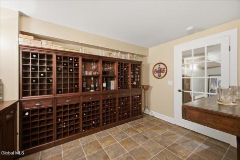 1107 Deer Run Glenville NY 12302