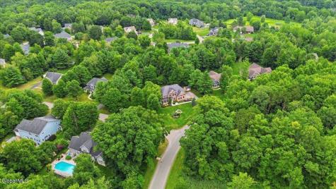 1107 Deer Run Glenville NY 12302