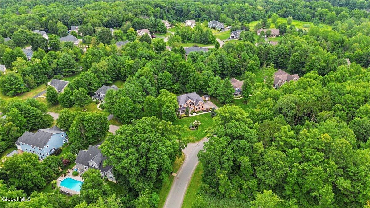 1107 Deer Run Glenville NY 12302