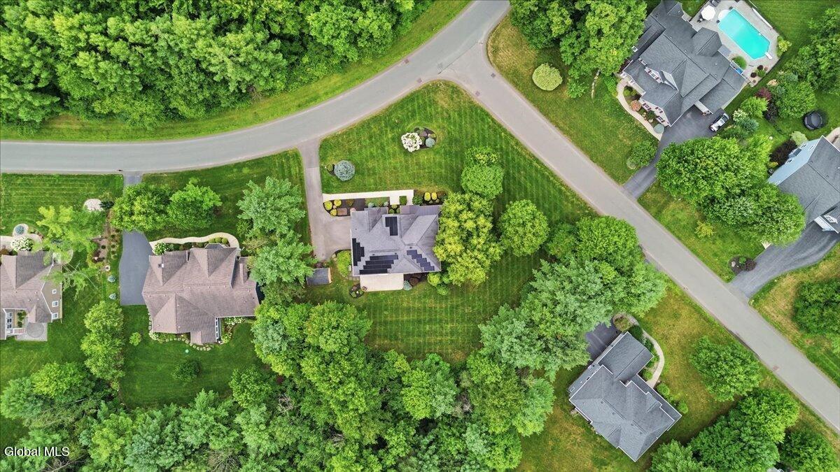 1107 Deer Run Glenville NY 12302