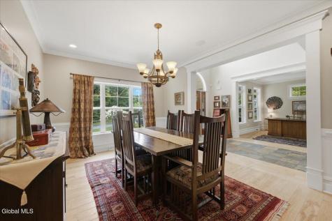 1107 Deer Run Glenville NY 12302